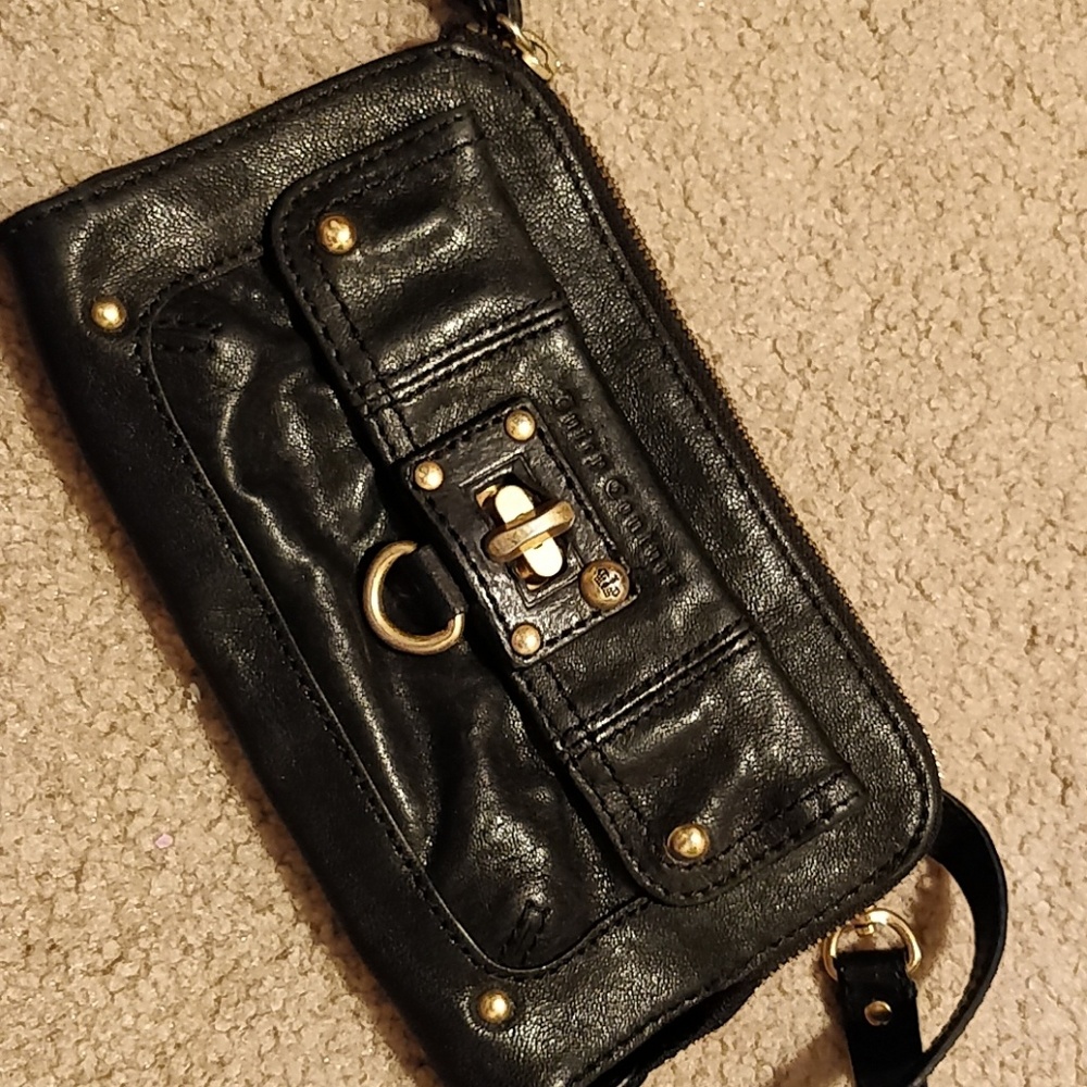 SOLD! * Juicy Couture Black Clutch - Picture 1 of 6